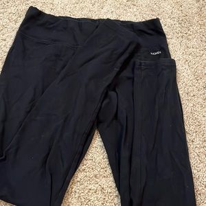 Black CAPRI leggings